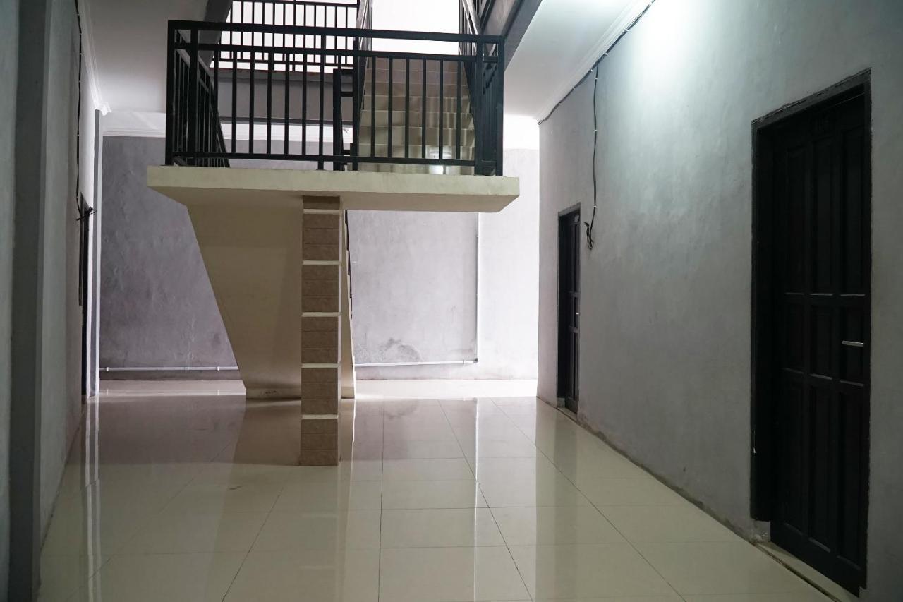 Oyo Flagship 1034 Pondok Mulia Guest House Syariah Balikpapan  Exterior photo