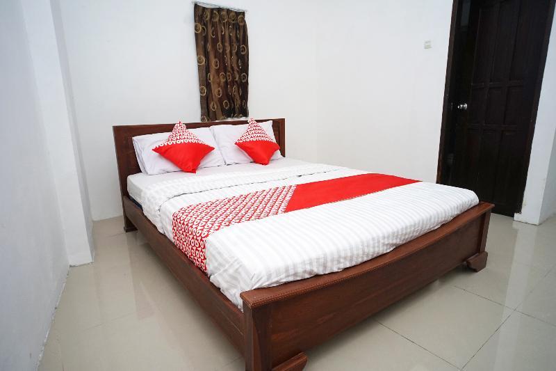 Oyo Flagship 1034 Pondok Mulia Guest House Syariah Balikpapan  Exterior photo